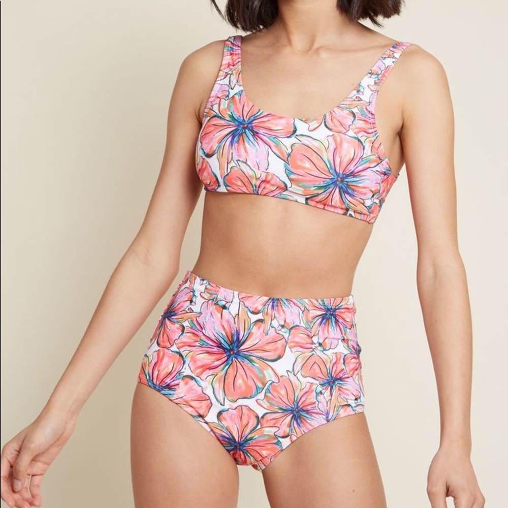 Kulani Kinis — Sunday Dive bikini set